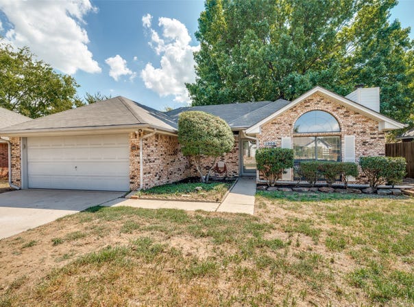2908 Christopher Drive, Denton, TX 76209