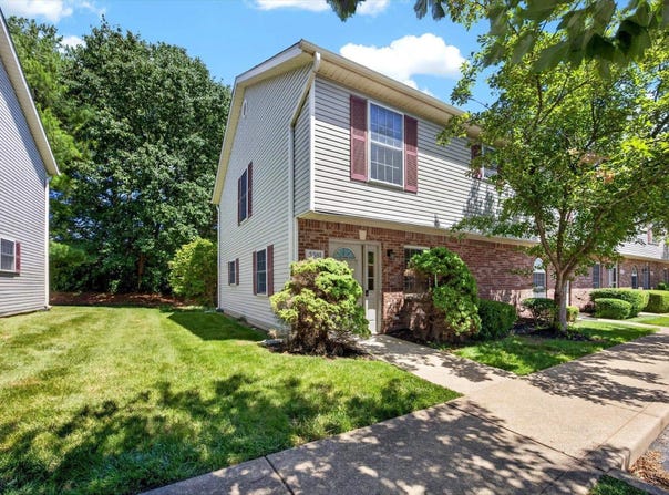 3381 S Oaklawn Circle, Bloomington, IN 47401
