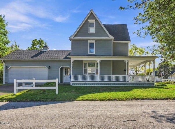 2504 Augustine Avenue, Rotterdam, NY 12306