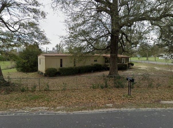 3934 3rd Avenue, Laurel Hill, FL 32567