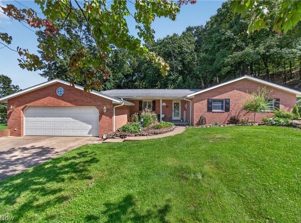 176 Jessica Drive, Dover, OH 44622