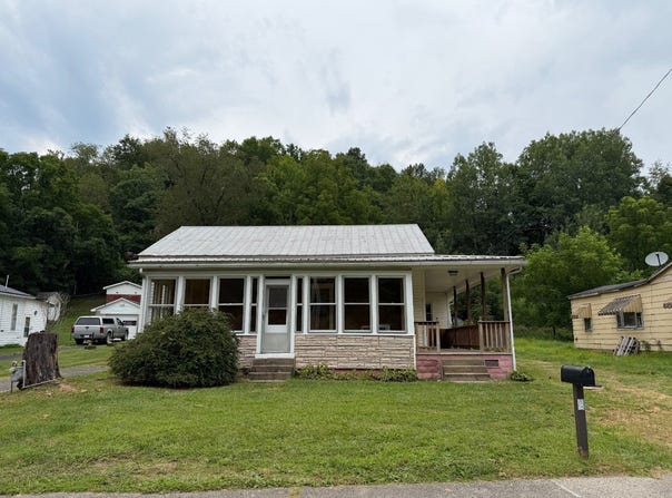 26 Corbett Drive, Pennsboro, WV 26415
