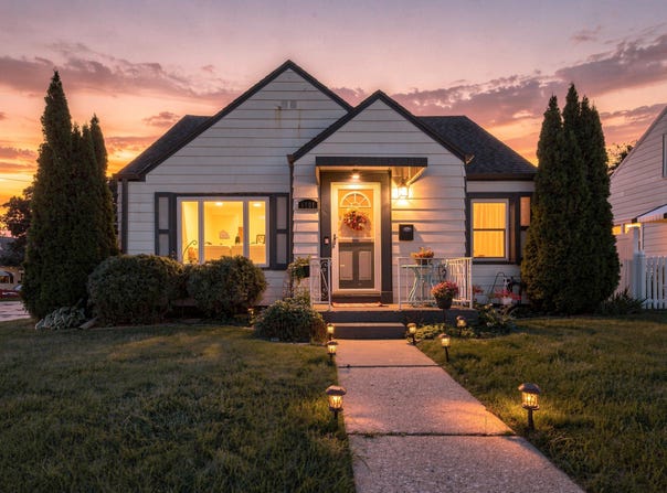 6501 W Arthur Ave, Milwaukee, WI 53219