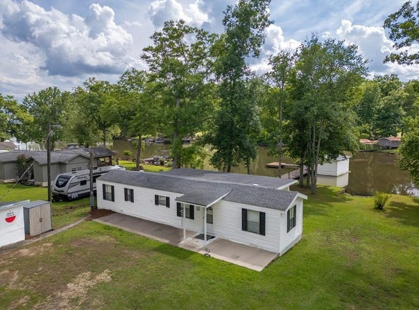 44 DARNELL, Cross Hill, SC 29332