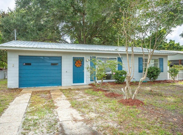 167 Carl King Ave, Carrabelle, FL 32322