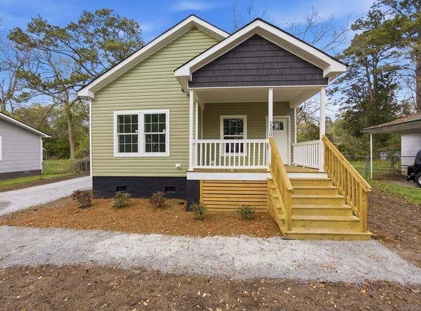 1550 Larry Street, North Charleston, SC 29406