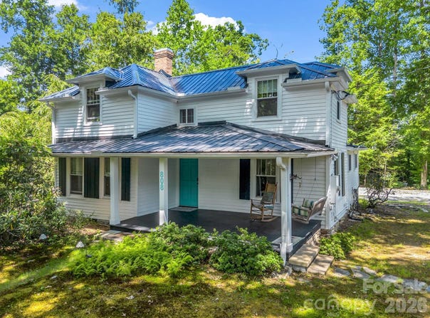 808 Montreat Road, Black Mountain, NC 28711