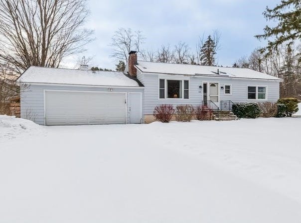 141 Hillvale Road, Manchester, VT 05255