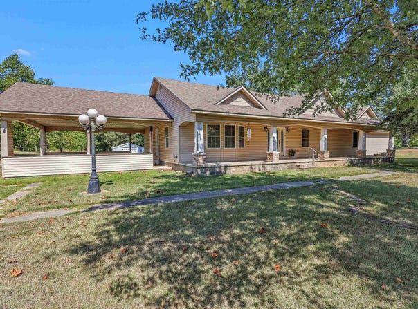 1906 HWY 70, Glenwood, AR 71943