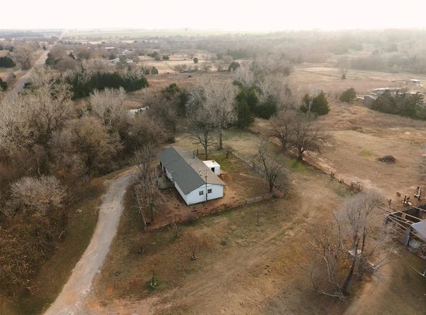2226 N 42nd St, End, OK 73701