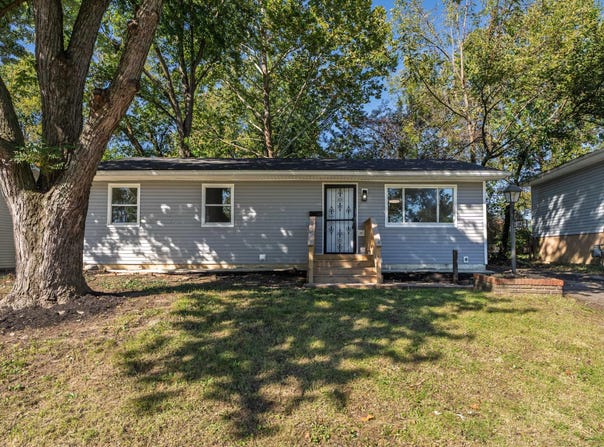 1973 Dunning Road, Columbus, OH 43219