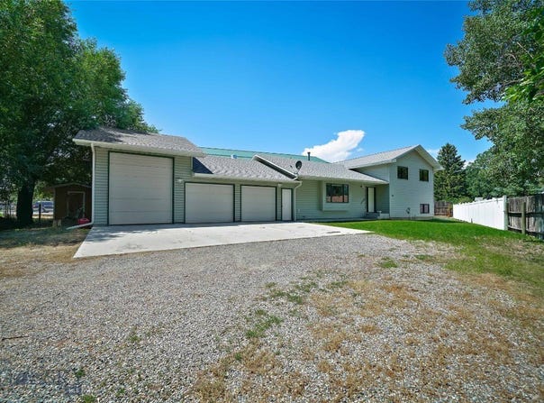 38A N Woodard Avenue, Absarokee, MT 59001
