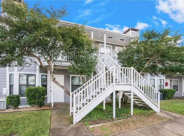 4441 Old College, Bryan, TX 77801