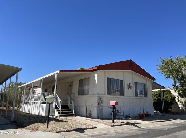 2550 E Avenue I, Lancaster, CA 93535