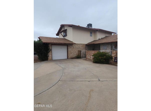 9308-10 DAUGHERTY Drive, El Paso, TX 79925