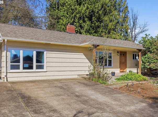 1090 CORYDON St, Eugene, OR 97401
