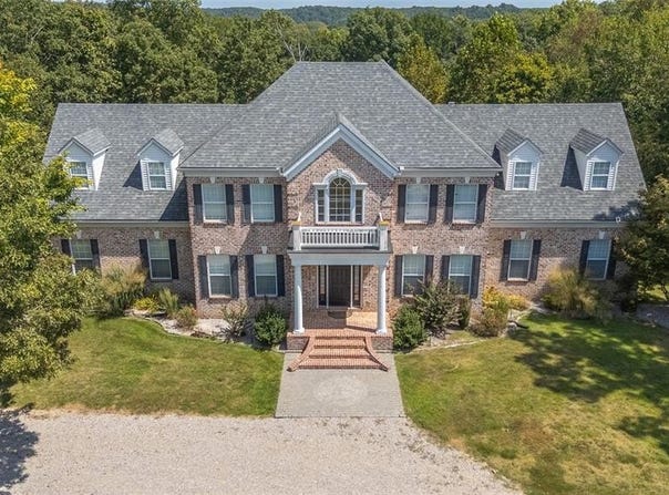 1 Twin Oaks Lane, Poplar Bluff, MO 63901