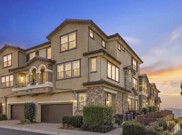 1112 Calabria St, Santee, CA 92071