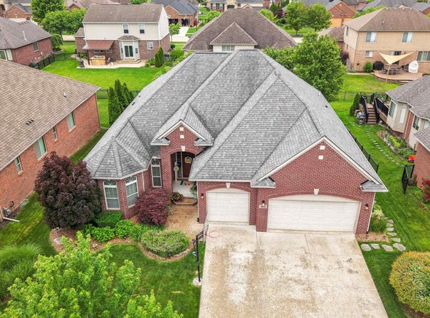 18202 Tiger Drive, Macomb, MI 48042