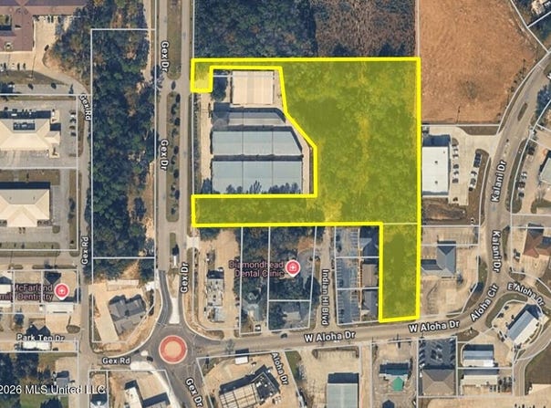 W Aloha Drive, Diamondhead, MS 39525
