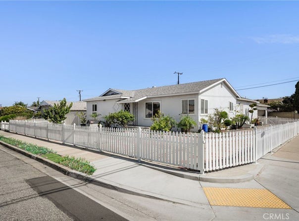 6221 Choctaw, Westminster, CA 92683