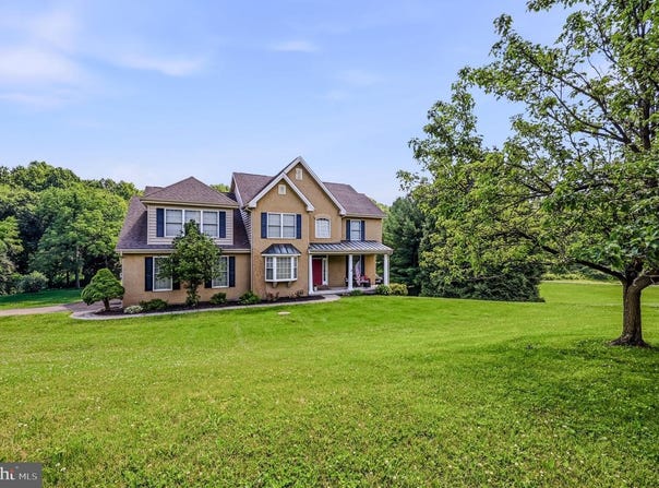 15 BRAMBLE LN, WEST GROVE, PA 19390