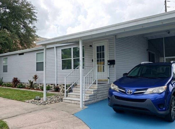 249 Jasper St., Largo, FL 33770