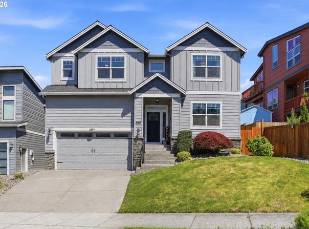 2709 SW 43RD St, Gresham, OR 97080