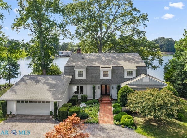 731 Flowering Field, White Stone, VA 22578