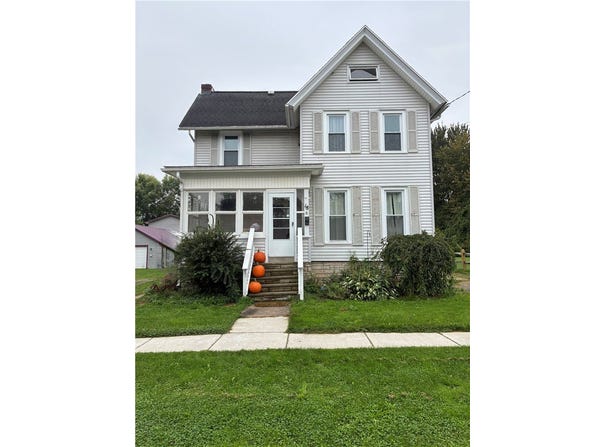 18 E Union Street, Holley, NY 14470