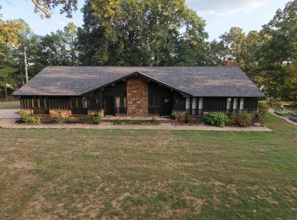 2852 E Highway 88, Mena, AR 71953
