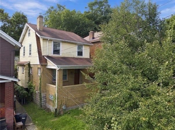 924 Woodbourne Avenue, Brookline, PA 15226