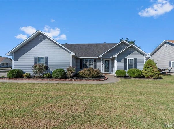 125 Albert Drive, Sikeston, MO 63801