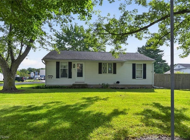 106 Howe Street, Lodi, OH 44254