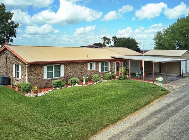116 Sunset Drive, Mathis, TX 78368