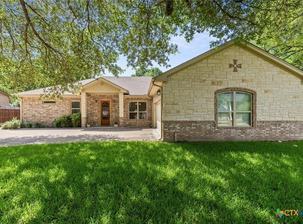 2809 Creek Side Drive, Temple, TX 76502