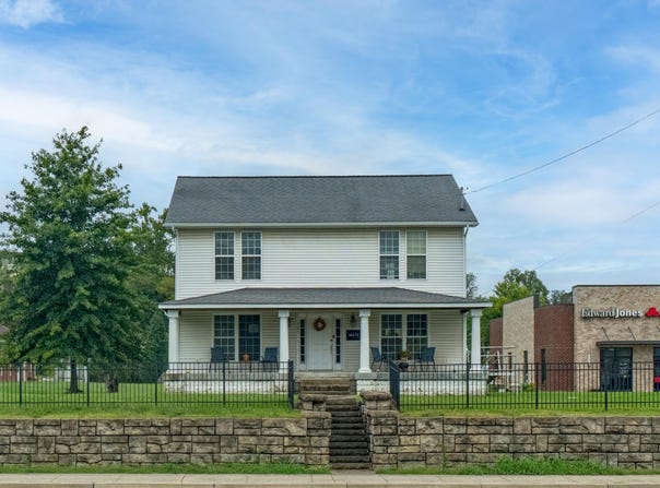 14691 US 60, Milton, WV 25541