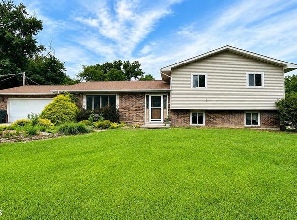 716 Hazelhurst, Keokuk, IA 52632