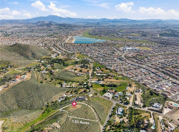 1 Juanita Drive, Menifee, CA 92587