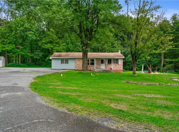 1350 Spring Drive, Lehigh Twp, PA 18088