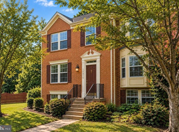 12816 SILVIA Loop, WOODBRIDGE, VA 22192