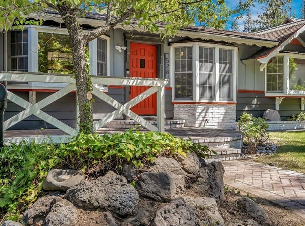 528 McCloud Ave., Mount Shasta, CA 96067
