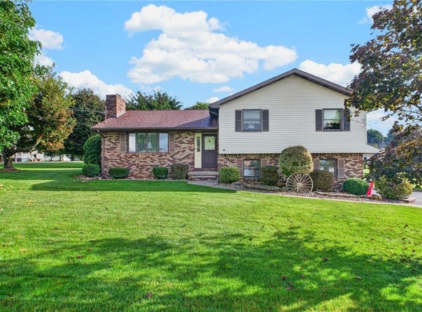 4 Meadow Drive, Derry Twp, PA 15650