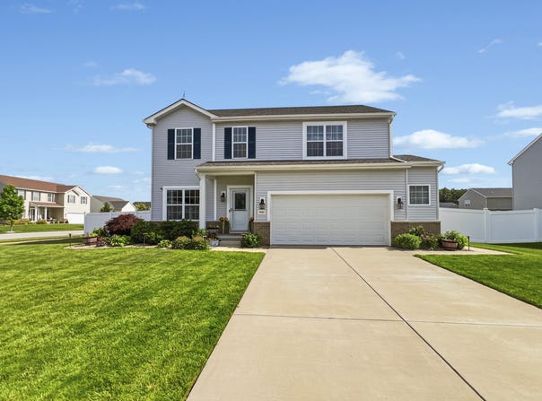7445 E 119th Place, Winfield, IN 46307