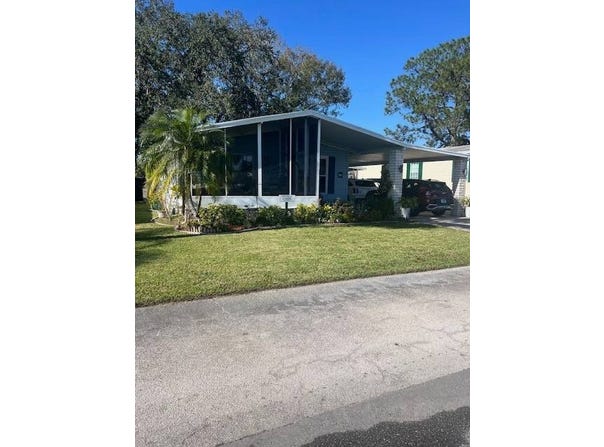 11 E Hampton Dr, Auburndale, FL 33823