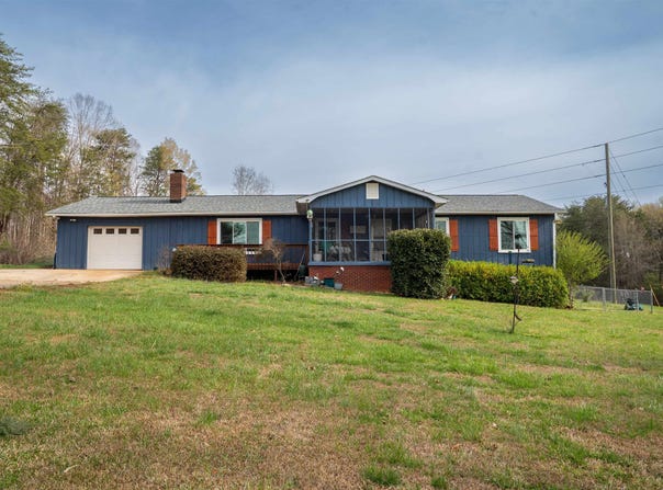 155 Coastline Drive, Inman, SC 29349
