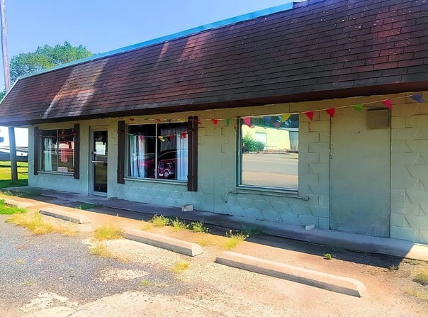 715 W Main St Highway, Plainview, AR 72857
