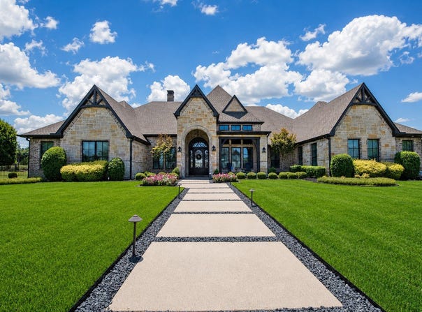 306 Renaissance Lane, Heath, TX 75032