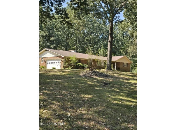1922 Harts Bridge Road, Jackson, TN 38301