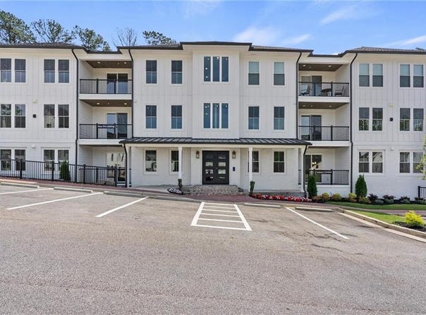 1050 Blair Lane, Peachtree City, GA 30269